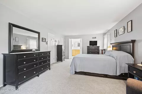 26 Krebs Rd, Plainsboro, NJ 08536 photo 32