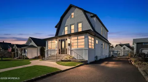 811 Rue Ave, Point Pleasant, NJ 08742