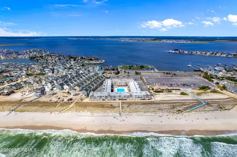 438 Highway 35 #1202, Mantoloking, NJ 08738