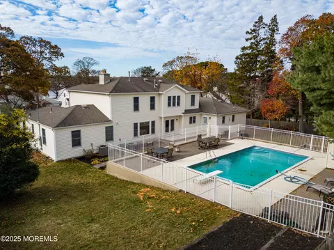 View/Area - 1105 Shore Dr, Brielle, NJ 08730 photo 4 of 8