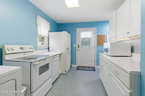 Other - 1105 Shore Dr, Brielle, NJ 08730 photo 4 of 11
