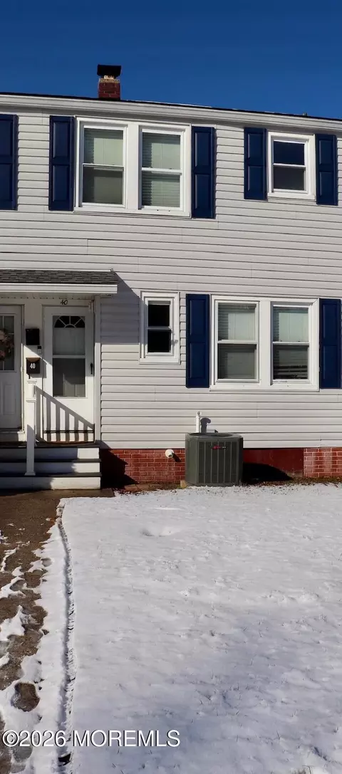 40 Belshaw Ave, Eatontown, NJ 07724
