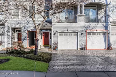 46 Golden Eye Ln, Port Monmouth, NJ 07758
