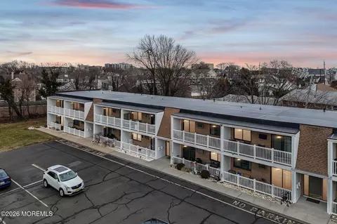 119 Avery Ave #H21, Long Branch, NJ 07740