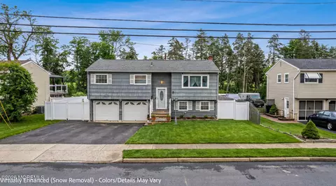 56 Washington Ave, Old Bridge, NJ 08857