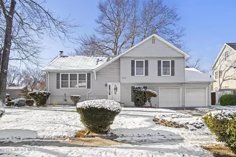 970 Princewood Ave, Lakewood, NJ 08701