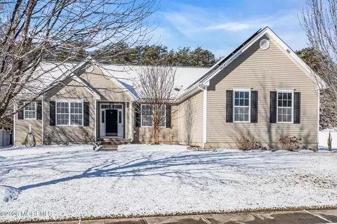 122 Rockrimmon Blvd, Barnegat, NJ 08005