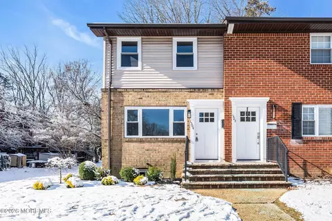 1304 Victoria Ct, Brick, NJ 08724