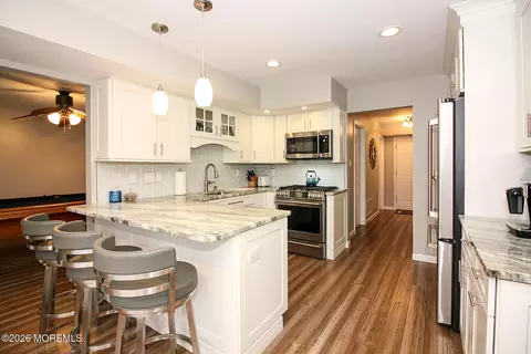 Kitchen - 14 Kiwi Loop, Howell, NJ 07731 photo 4 of 4