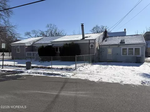 54 Manning Pl, Keansburg, NJ 07734