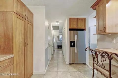 Entry Way - 95 Azalea Cir, Jackson, NJ 08527 photo 6 of 11