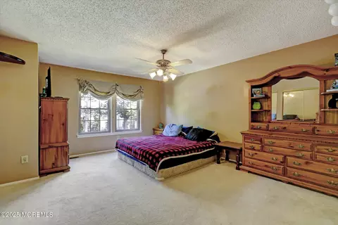 Bedroom - 95 Azalea Cir, Jackson, NJ 08527 photo 1 of 9