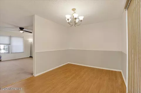 Dining - 95 Azalea Cir, Jackson, NJ 08527 photo 2 of 4