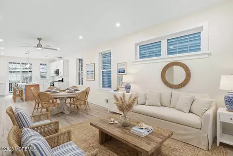 218 Sumner Ave, Seaside Heights, NJ 08751