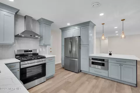 Kitchen - 38 Sheffield Dr, Forked River, NJ 08731 photo 2 of 2