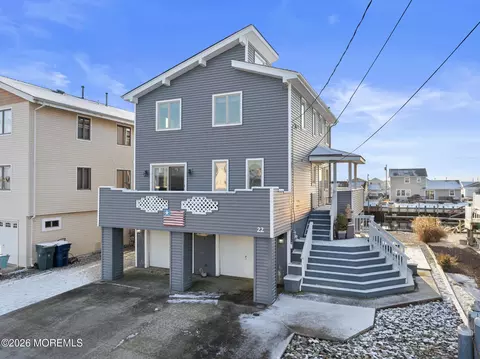 22 S Dayton Dr, Little Egg Harbor, NJ 08087