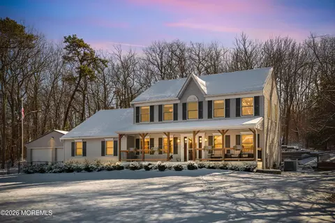 1 Hemlock Dr, New Egypt, NJ 08533