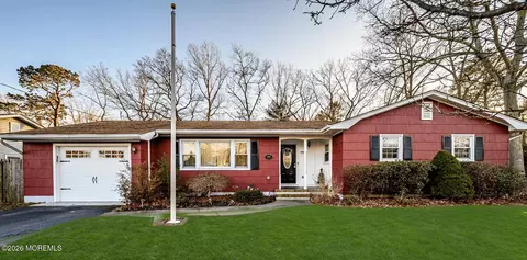 201 Nautilus Blvd, Forked River, NJ 08731
