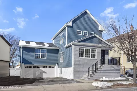 715 Stuyvesant Ave, Lyndhurst, NJ 07071