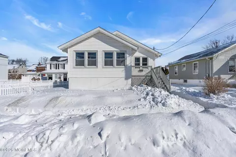 70 W Wall St, Neptune City, NJ 07753