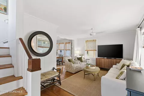526 W End Ave, Avon By The Sea, NJ 07717