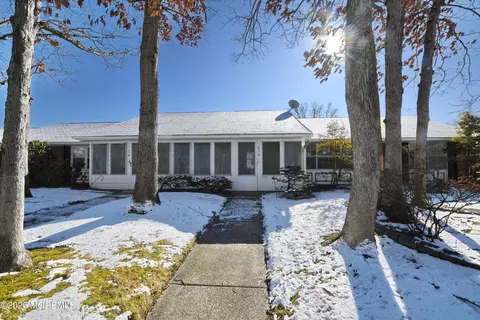 243 Jefferson Ct # D, Lakewood, NJ 08701