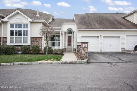 2602 Schindler Dr, South Brunswick, NJ 08512