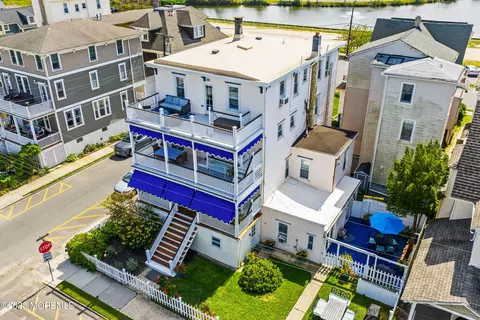 18 Abbott Ave, Ocean Grove, NJ 07756