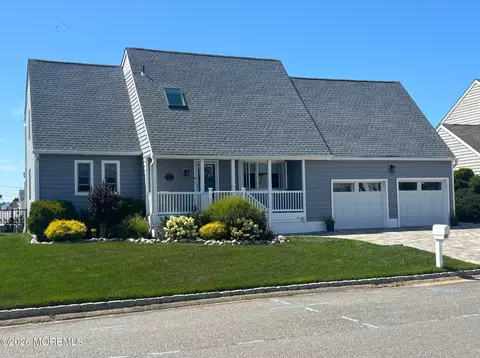 1201 Skimmer Ct, Forked River, NJ 08731
