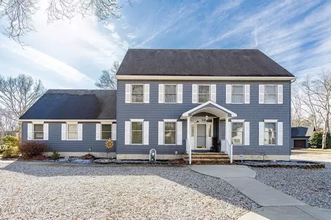 702 Radcliffe Rd, Lanoka Harbor, NJ 08734