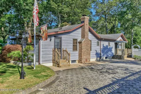 331 Morris Blvd, Toms River, NJ 08753