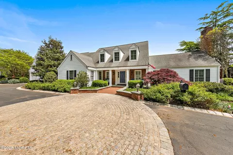 45 Wardell Ave, Rumson, NJ 07760