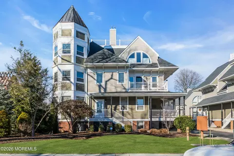 22 Franklin Pl #4A, Morristown, NJ 07960