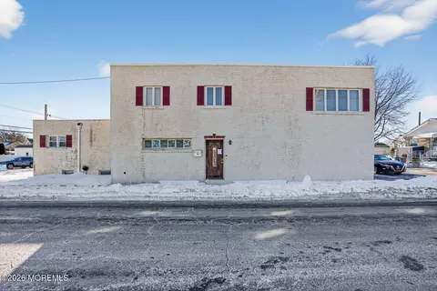 9 Hurley St, Keyport, NJ 07735
