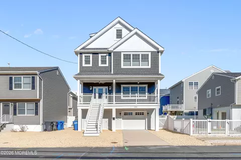 200 Coolidge Ave, Seaside Heights, NJ 08751