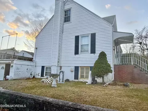 58 Cleremont Ave, North Brunswick, NJ 08902
