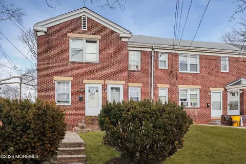 1902 46th St, Pennsauken, NJ 08110