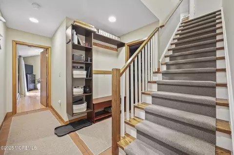Entry Way - 846 William Dr, Brielle, NJ 08730 photo 5 of 6