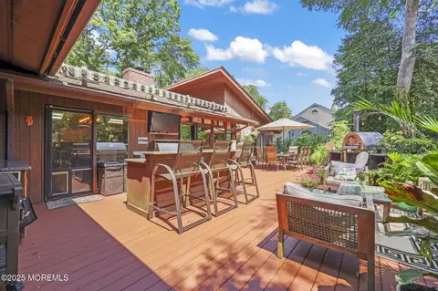 Exterior - 846 William Dr, Brielle, NJ 08730 photo 1 of 20