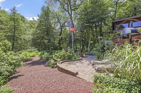 Exterior - 846 William Dr, Brielle, NJ 08730 photo 8 of 20