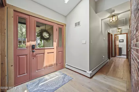 Entry Way - 846 William Dr, Brielle, NJ 08730 photo 1 of 6