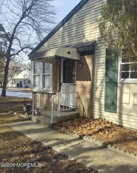 1 Bristol St # D, Whiting, NJ 08759