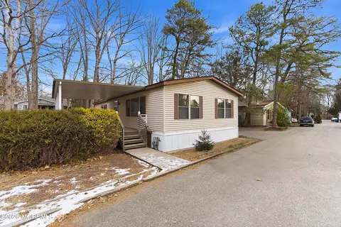 6 Loblolly Ln, Jackson, NJ 08527