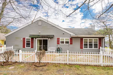 4 Kent Ct, Forked River, NJ 08731 photo 27