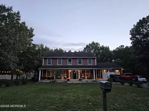 12 Pinewood Dr, Little Egg Harbor, NJ 08087
