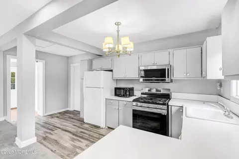 Kitchen - 458 End Ave, Brick, NJ 08723 photo 2 of 2