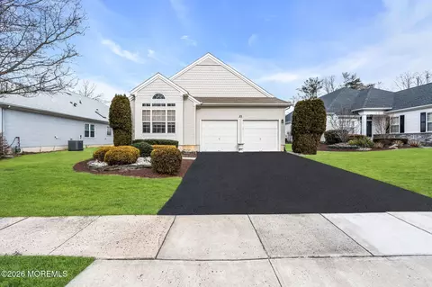 23 Derry Meeting Dr, Manalapan, NJ 07726