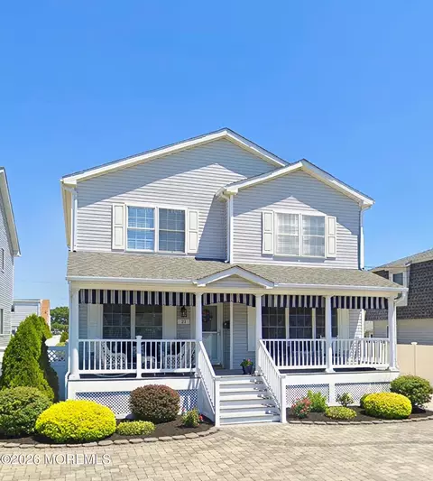 21 Jersey City Ave, Lavallette, NJ 08735