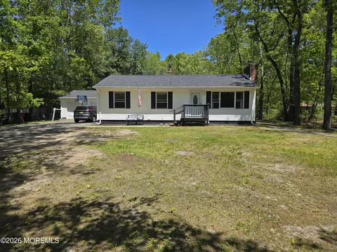 607 S Stump Tavern Rd, Jackson, NJ 08527