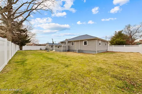 105 Shodda St, Forked River, NJ 08731 photo 7